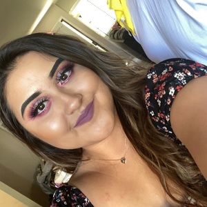 Meet your Posher, Belicia